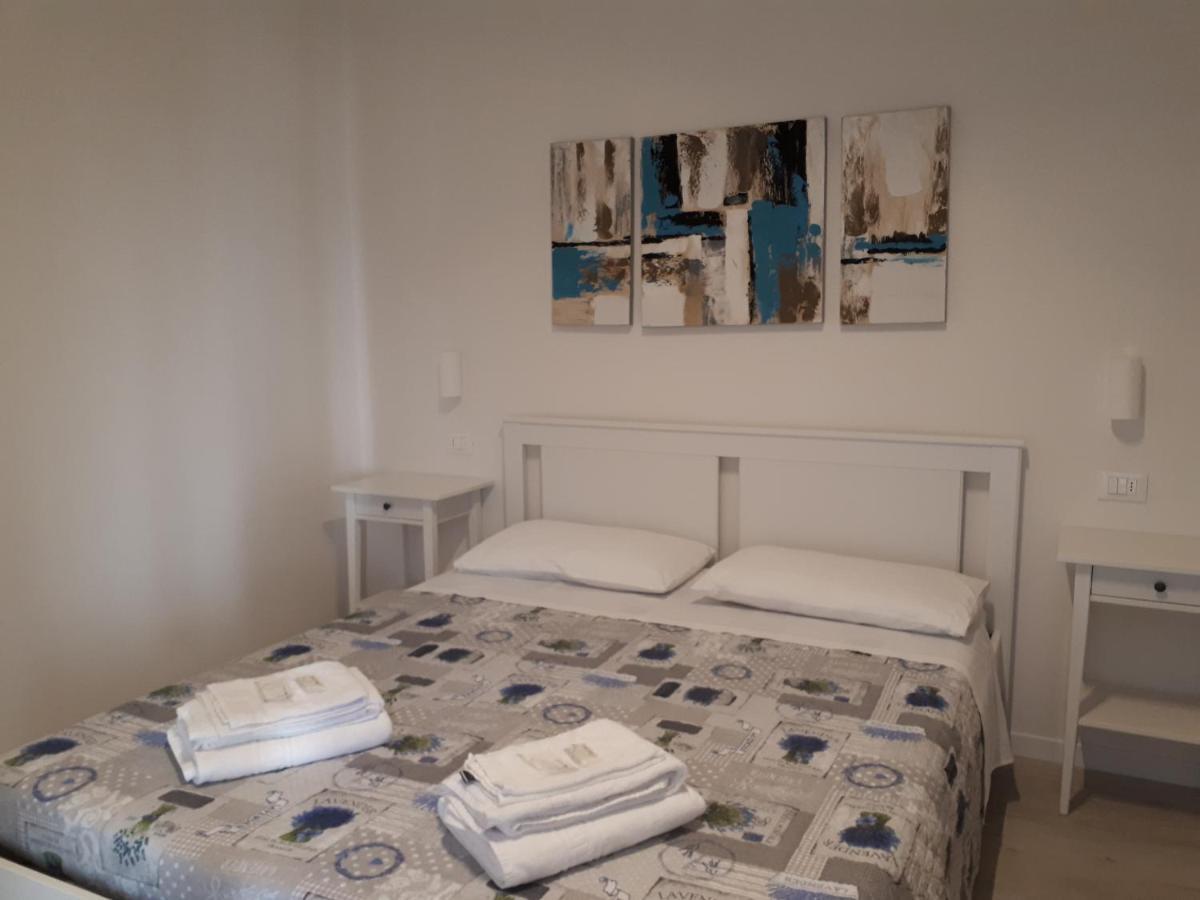 Soleluna Fiera 6 Rooms Μπολόνια Εξωτερικό φωτογραφία