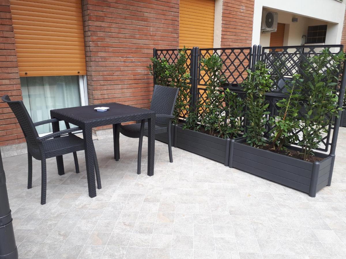 Soleluna Fiera 6 Rooms Μπολόνια Εξωτερικό φωτογραφία
